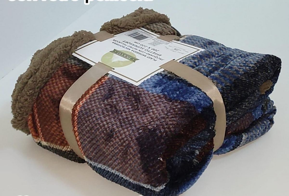 PLAID IN MORBIDA MICROFIBRA FLANEL CON SHERPA TINTA UNITA LIVIGNO 200X220